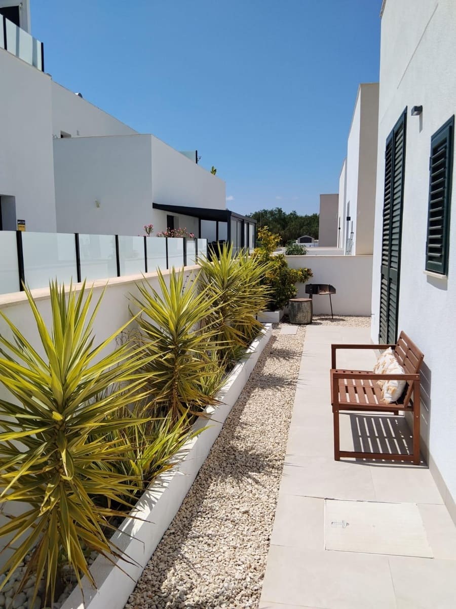 3 quarto Moradia para venda em Daya Nueva com piscina - 465 000 € (Ref: 10129438)
