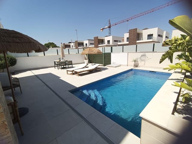 3 quarto Moradia para venda em Daya Nueva com piscina - 465 000 € (Ref: 10129438)