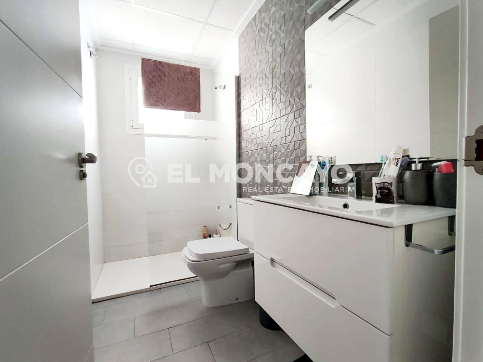 3 makuuhuone Huvila myytävänä paikassa Gran Alacant mukana uima-altaan - 450 000 € (Ref: 10129439)