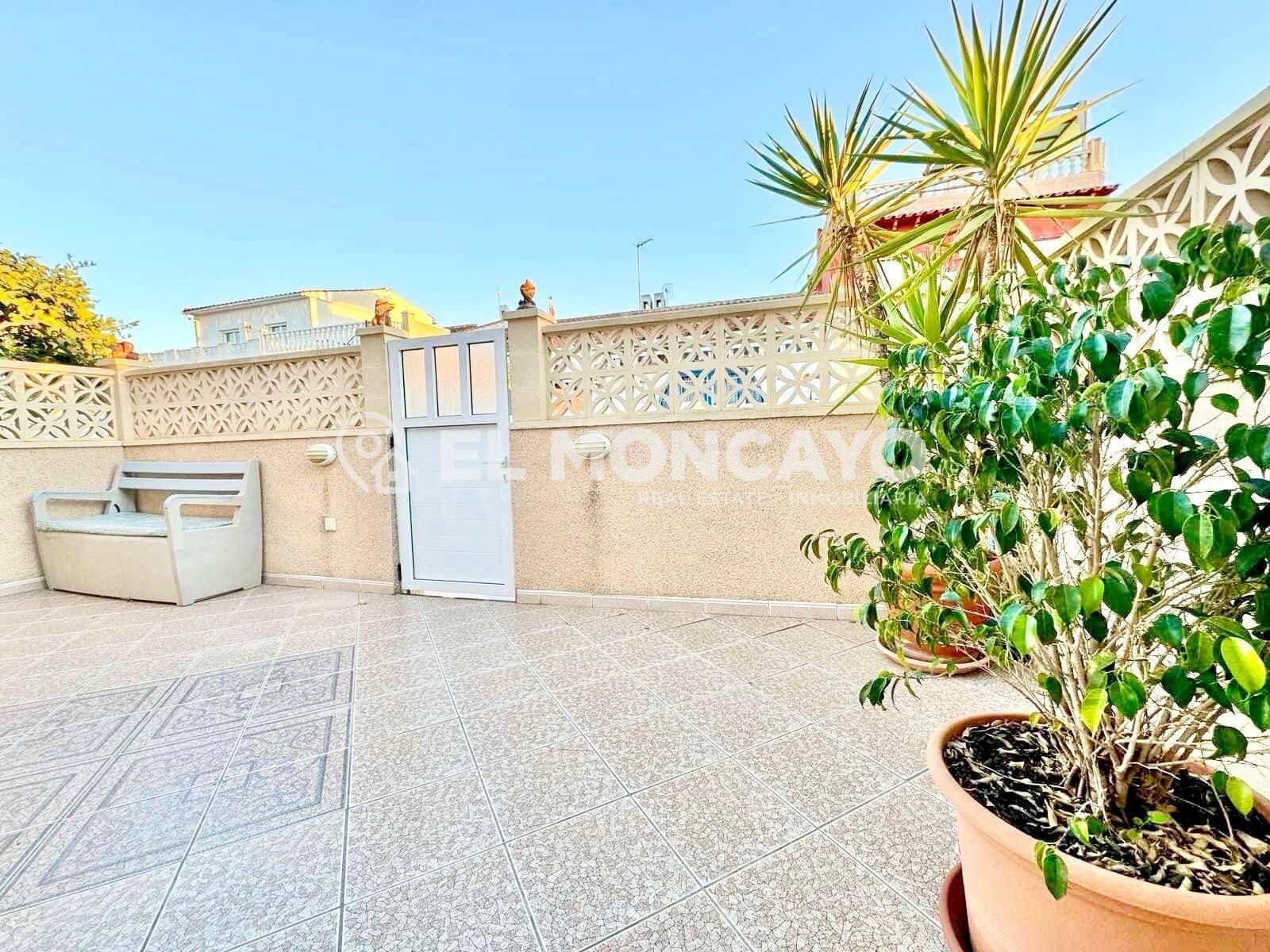 3 soverom Rekkehus til salgs i Torrevieja - € 199 000 (Ref: 10142609)