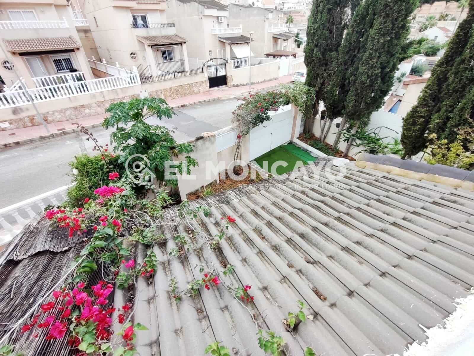 3 makuuhuone Rivitalo myytävänä paikassa Ciudad Quesada mukana 
autotalli - 155 000 € (Ref: 10165027)