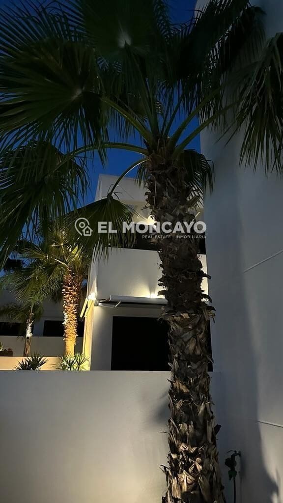 3 soverom Villa til salgs i San Fulgencio med svømmebasseng garasje - € 429 000 (Ref: 10166658)