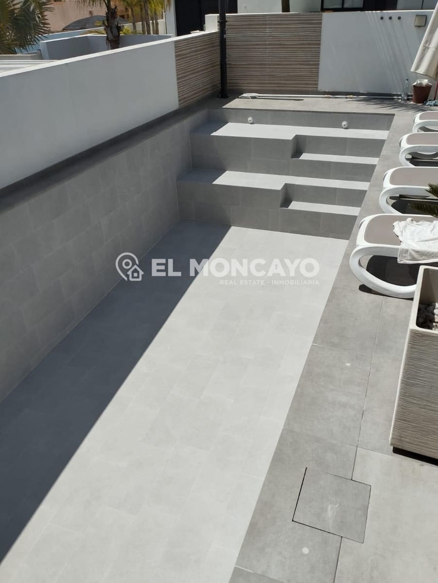3 soverom Villa til salgs i San Fulgencio med svømmebasseng garasje - € 429 000 (Ref: 10166658)