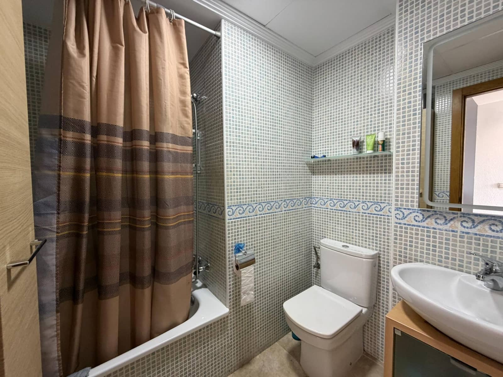 2 soveværelse Lejlighed til salg i Arenales del Sol med swimmingpool garage - € 325.000 (Ref: 10168725)