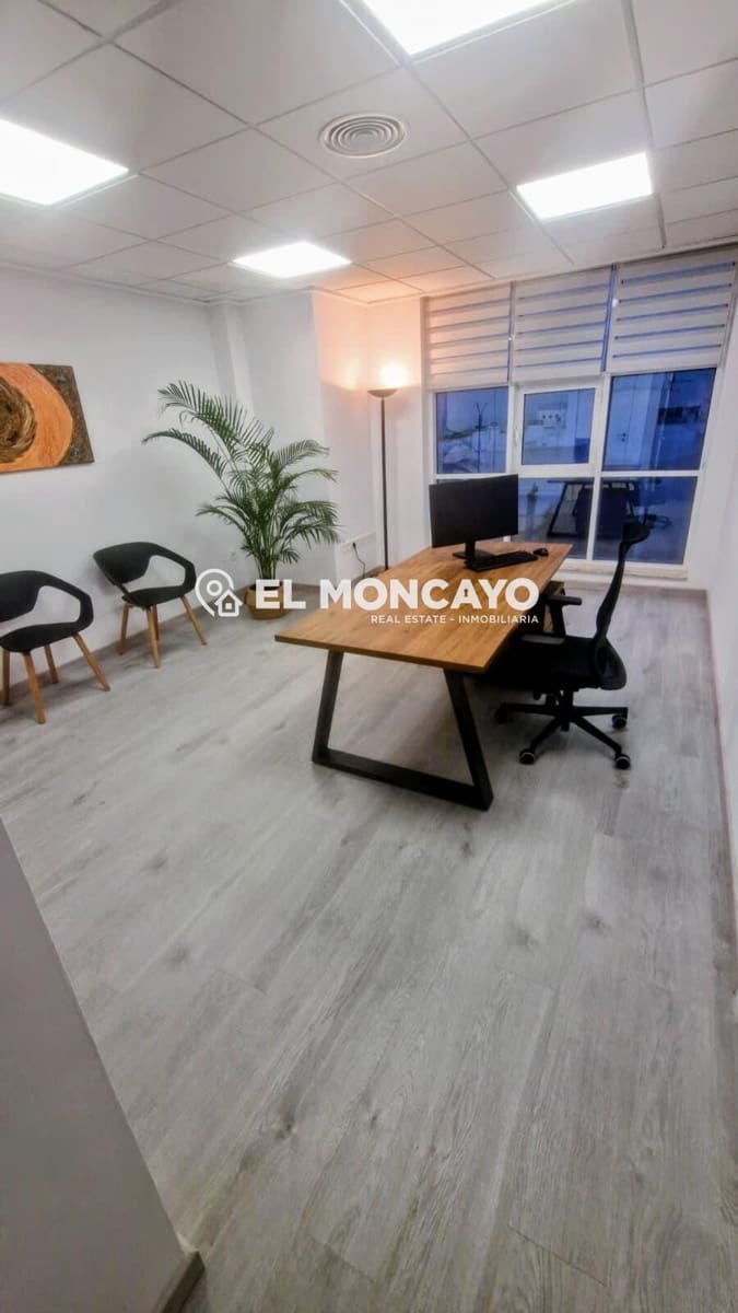 2 makuuhuone Toimisto vuokrattavana paikassa Guardamar del Segura - 1 500 € (Ref: 10171585)