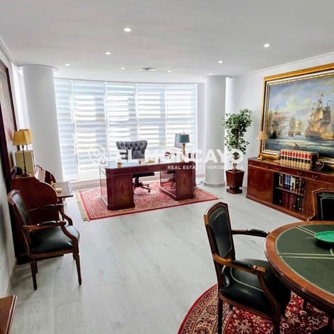 2 makuuhuone Toimisto vuokrattavana paikassa Zona Pueblo, Guardamar del Segura - 1 500 € (Ref: 10171585)