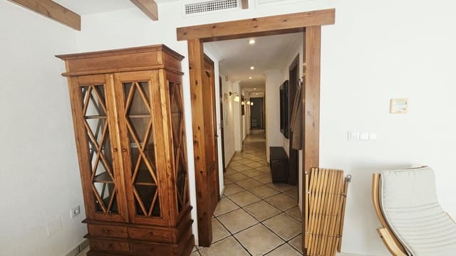 3 slaapkamer Appartement te koop in Guardamar del Segura met garage - € 263.000 (Ref: 10173927)