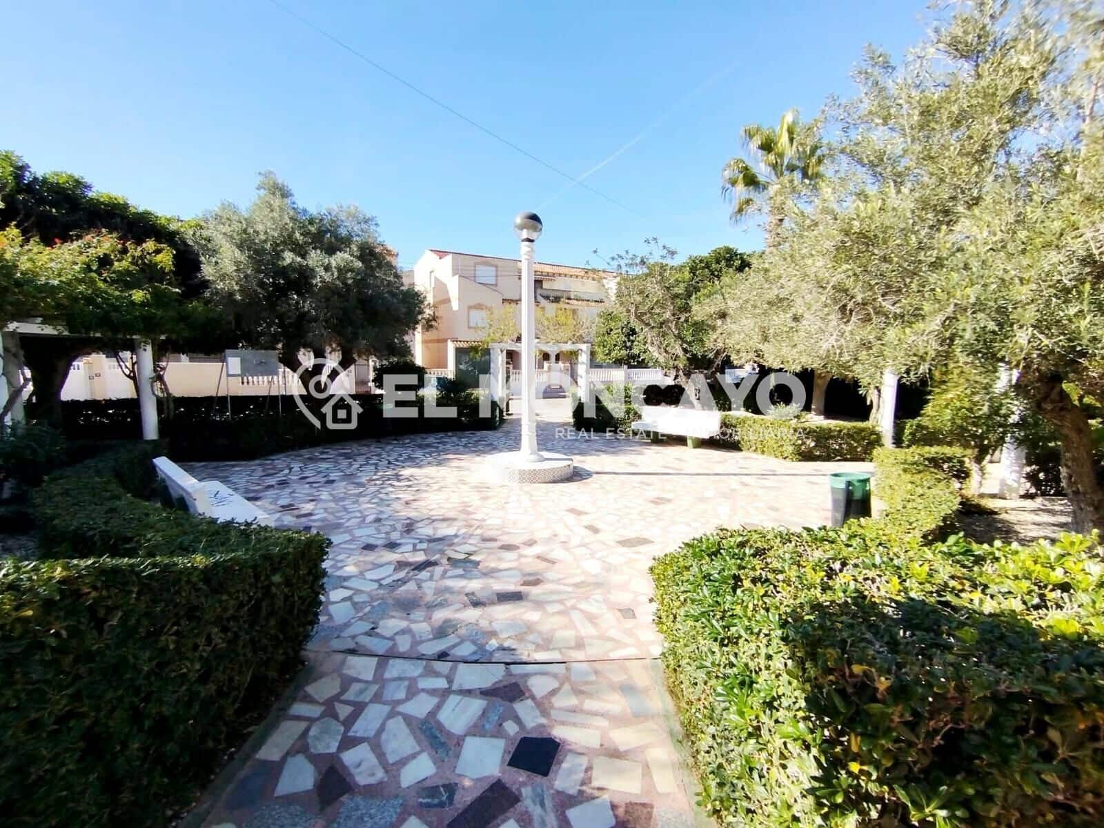 3 bedroom Terraced Villa for sale in Guardamar del Segura with pool - € 279,000 (Ref: 10173928)