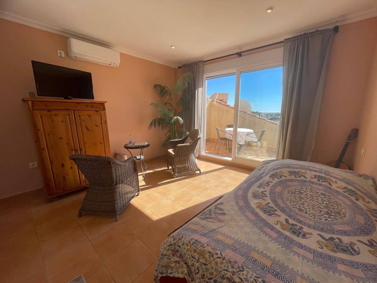 3 sypialnia Willa na sprzedaż w Lo Pepin z basenem garażem - 378 000 € (Ref: 10183110)