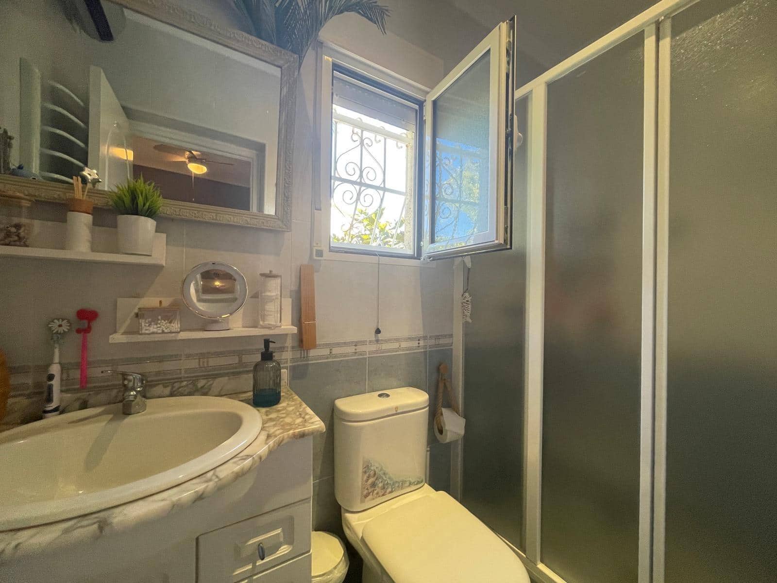 3 sypialnia Willa na sprzedaż w Lo Pepin z basenem garażem - 378 000 € (Ref: 10183110)
