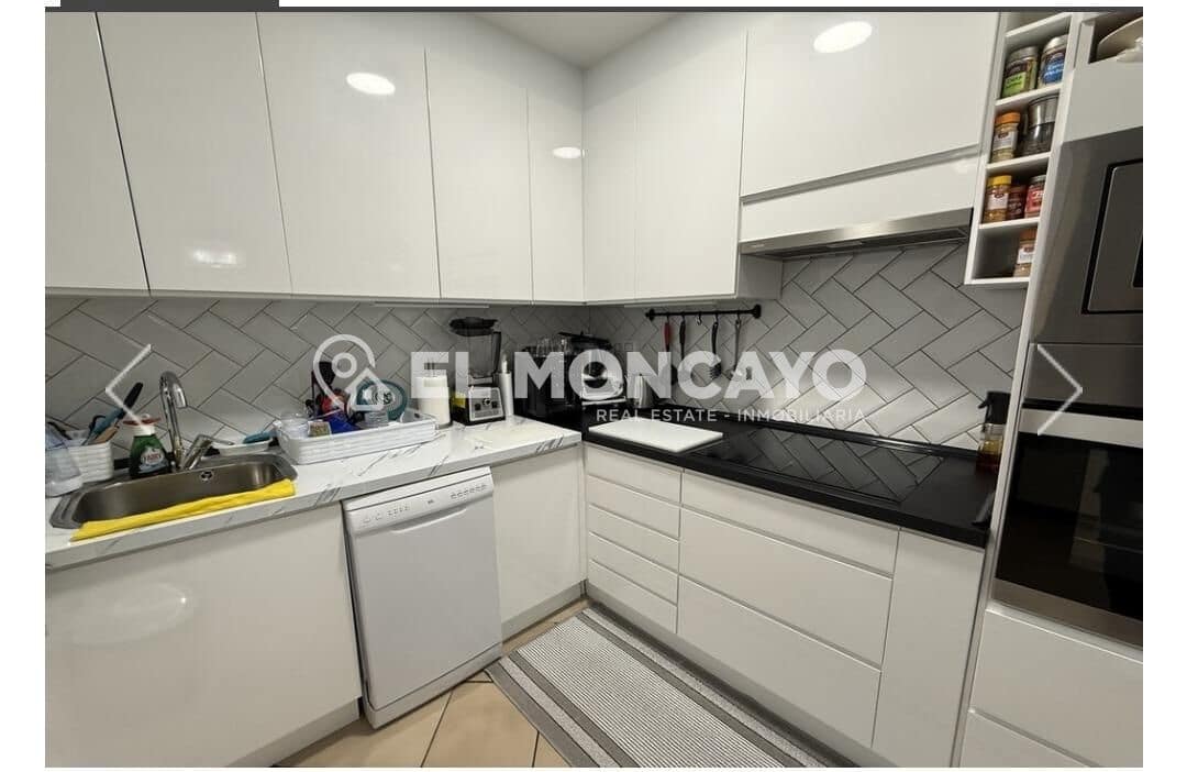 4 sypialnia Dom szeregowy na sprzedaż w La Florida - 229 000 € (Ref: 10183113)