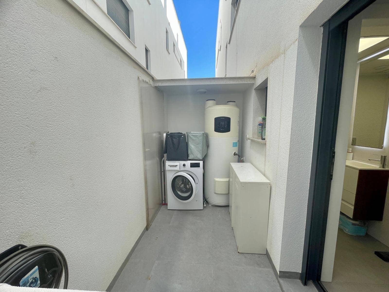 4 sypialnia Dom szeregowy na sprzedaż w Guardamar del Segura z basenem garażem - 360 000 € (Ref: 10184889)