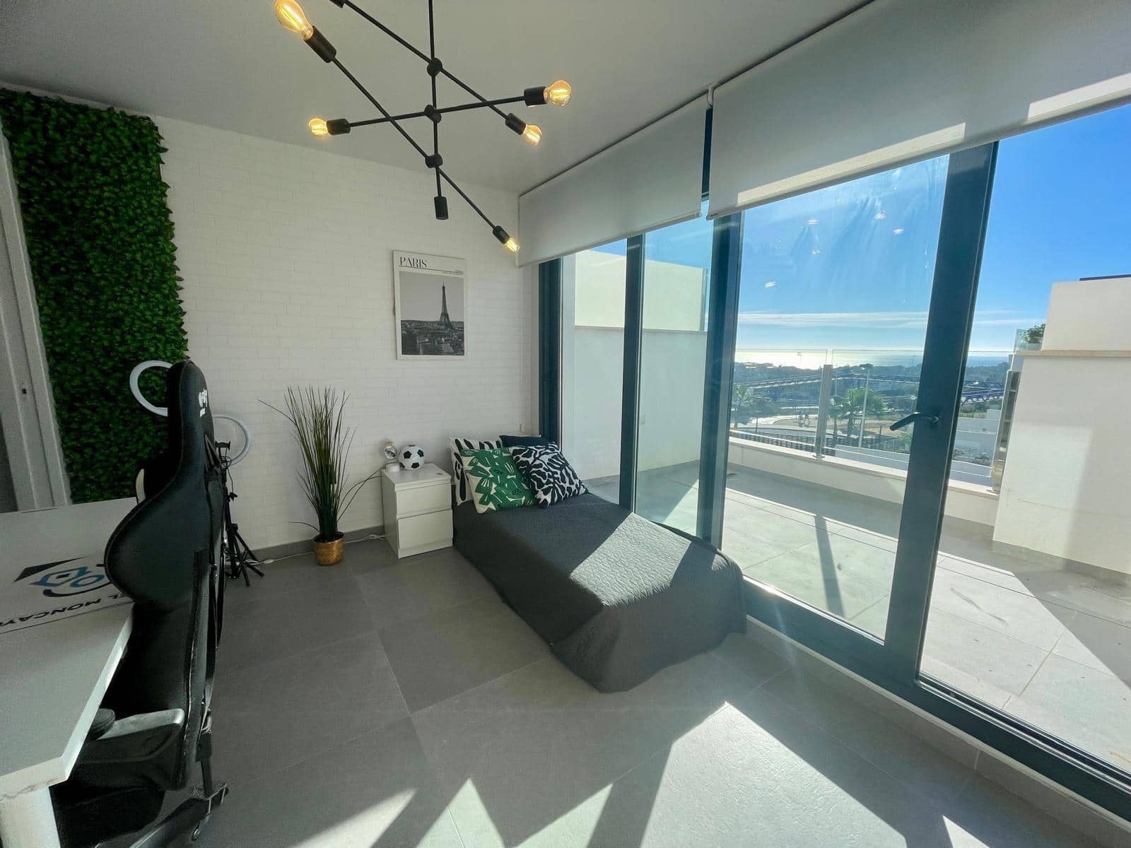 4 sypialnia Dom szeregowy na sprzedaż w Guardamar del Segura z basenem garażem - 360 000 € (Ref: 10184889)