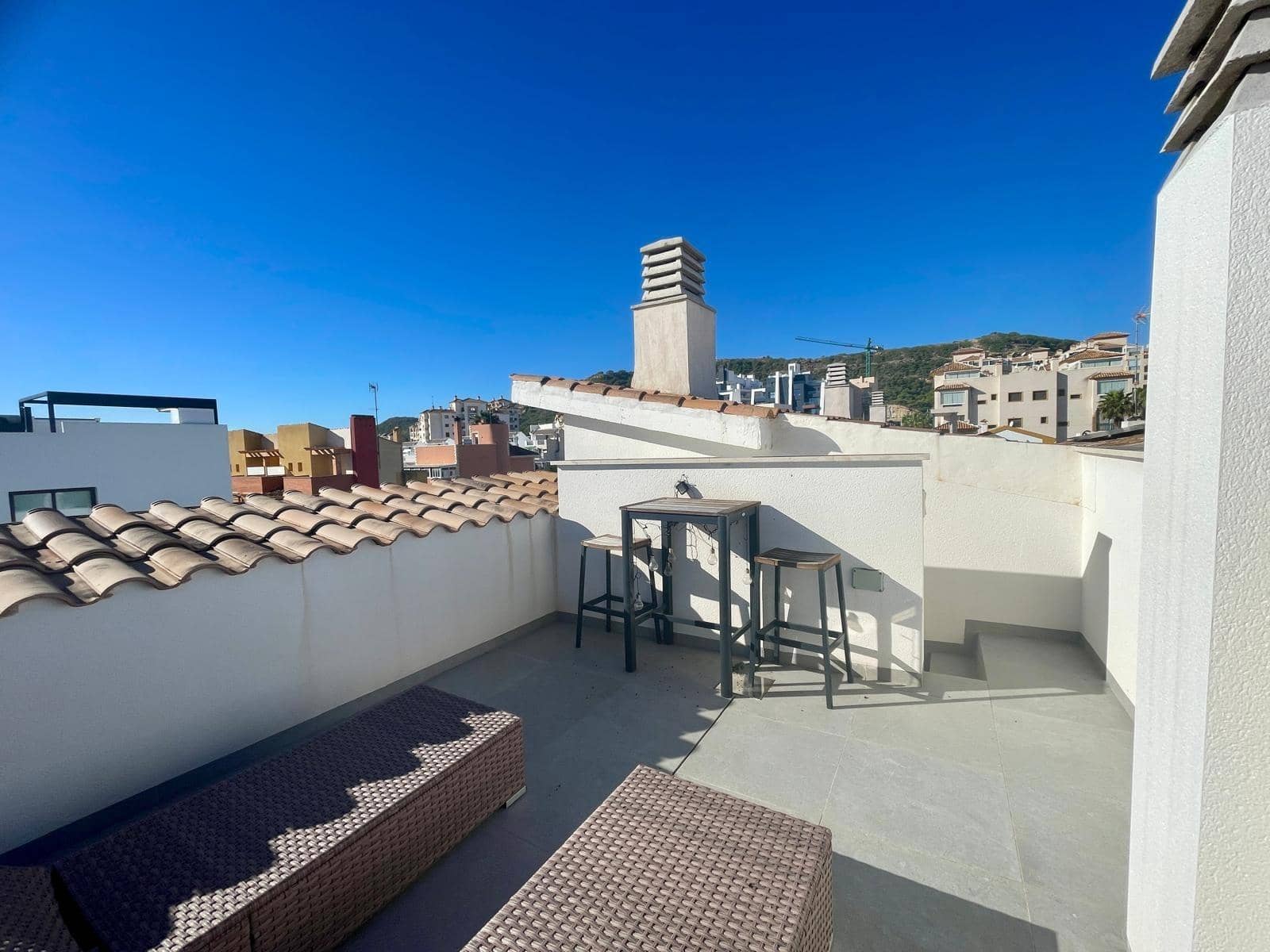 4 sypialnia Dom szeregowy na sprzedaż w Guardamar del Segura z basenem garażem - 360 000 € (Ref: 10184889)
