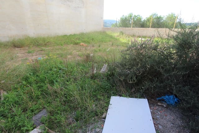 Działka budowlana na sprzedaż w Guardamar del Segura - 300 000 € (Ref: 7436797)