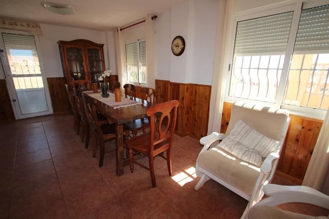 7 bedroom Villa for sale in Guardamar del Segura with pool garage - € 750,000 (Ref: 7436813)