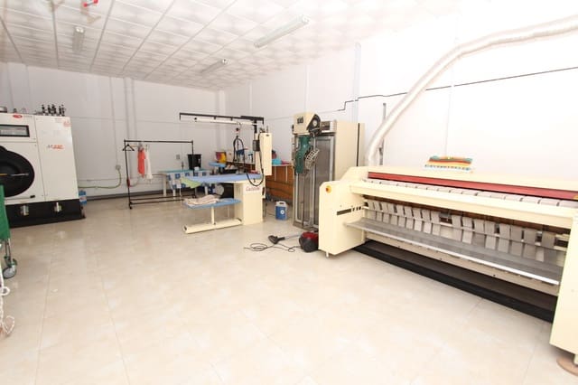 Commercial for sale in La Marina, Elche / Elx - € 50,000 (Ref: 7436829)