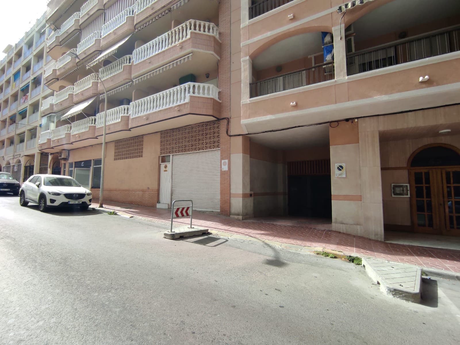 Garage till salu i Guardamar del Segura - 12 500 € (Ref: 7436948)