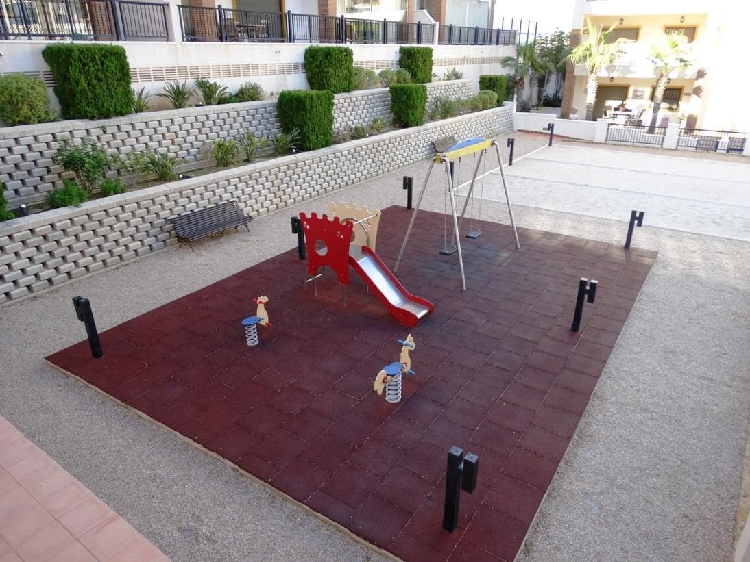 3 chambre Appartement à vendre à Guardamar del Segura avec piscine - 350 000 € (Ref: 7436958)