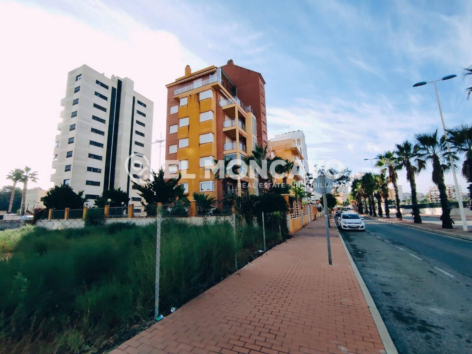 2 chambre Appartement à vendre à Guardamar del Segura avec piscine garage - 169 900 € (Ref: 7436995)