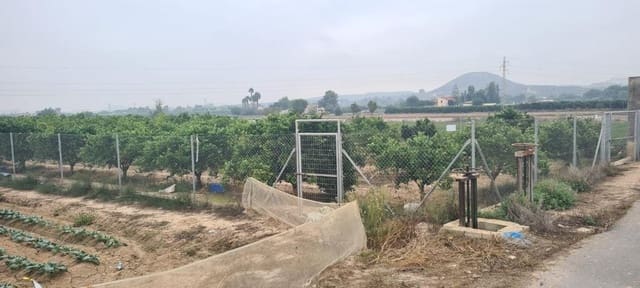 Rakentamaton maa myytävänä paikassa Rojales - 49 900 € (Ref: 7437001)