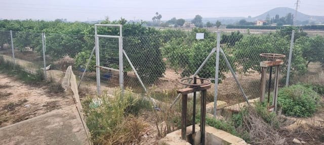 Rakentamaton maa myytävänä paikassa Rojales - 49 900 € (Ref: 7437001)