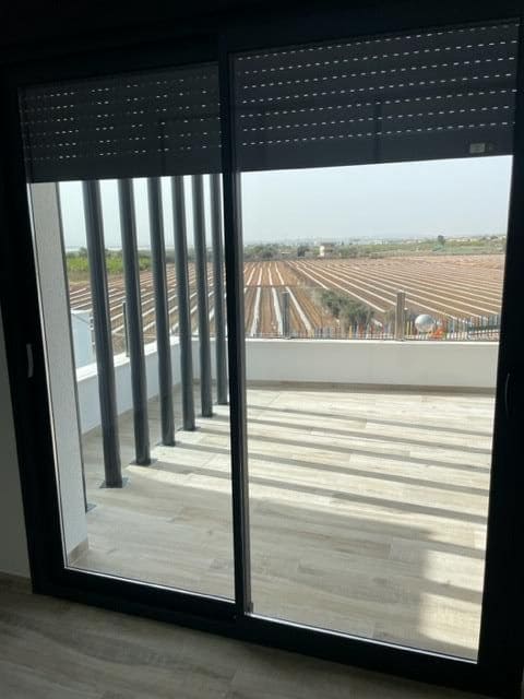 3 soveværelse Rækkehus til salg i San Miguel de Salinas med swimmingpool garage - € 499.900 (Ref: 7437098)