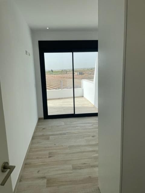 3 soveværelse Rækkehus til salg i San Miguel de Salinas med swimmingpool garage - € 499.900 (Ref: 7437098)