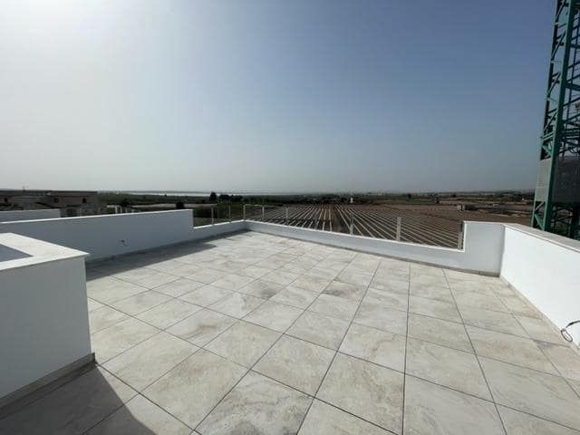 3 soveværelse Rækkehus til salg i San Miguel de Salinas med swimmingpool garage - € 499.900 (Ref: 7437098)