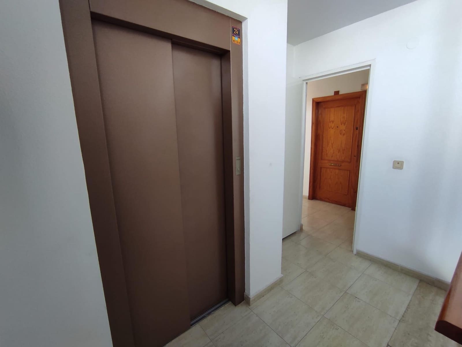 Apartamento de 2 habitaciones en Guardamar del Segura en venta - 137.000 € (Ref: 7478495)