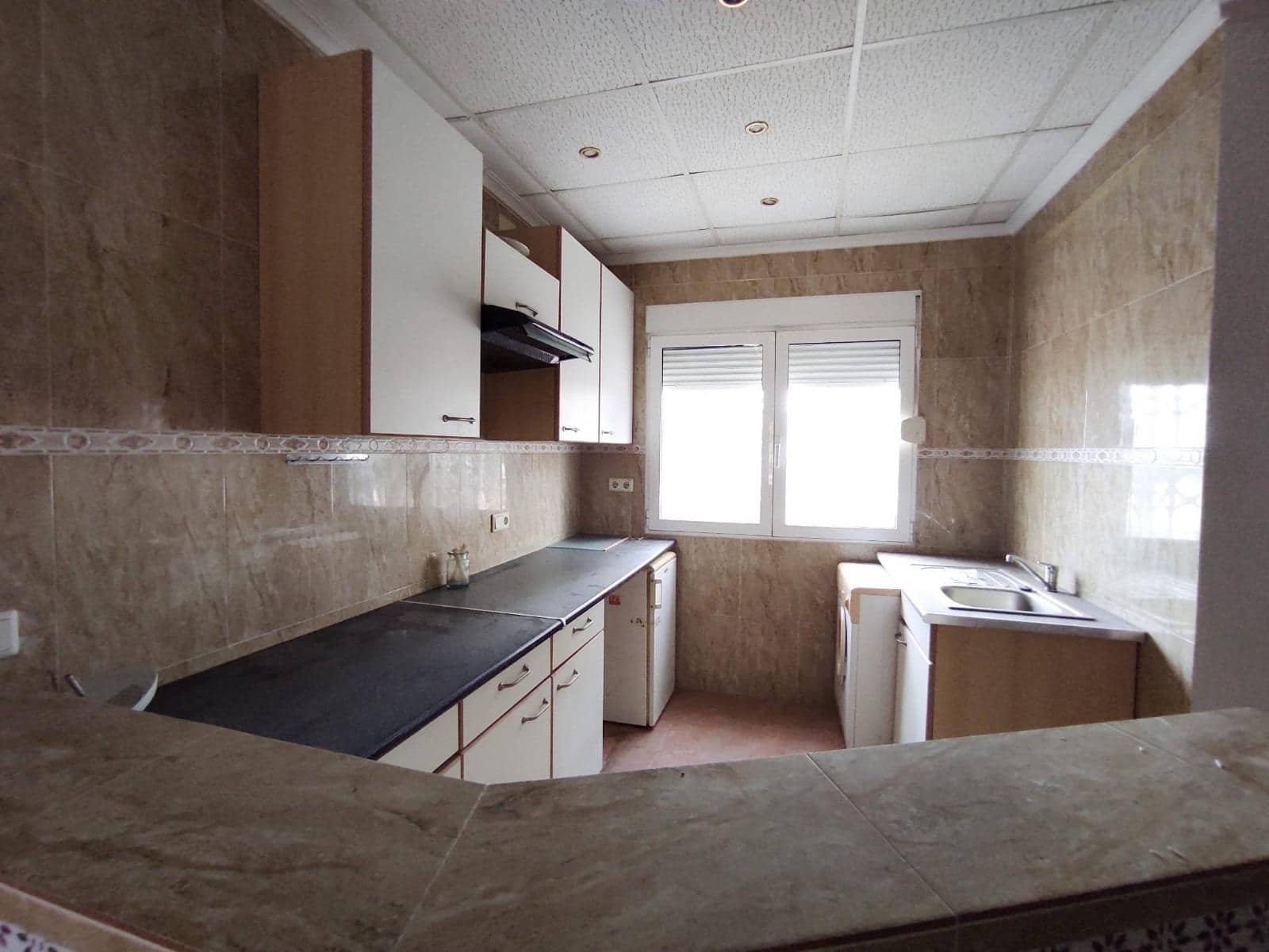 4 sypialnia Komercyjne na sprzedaż w Guardamar del Segura - 148 000 € (Ref: 7480674)