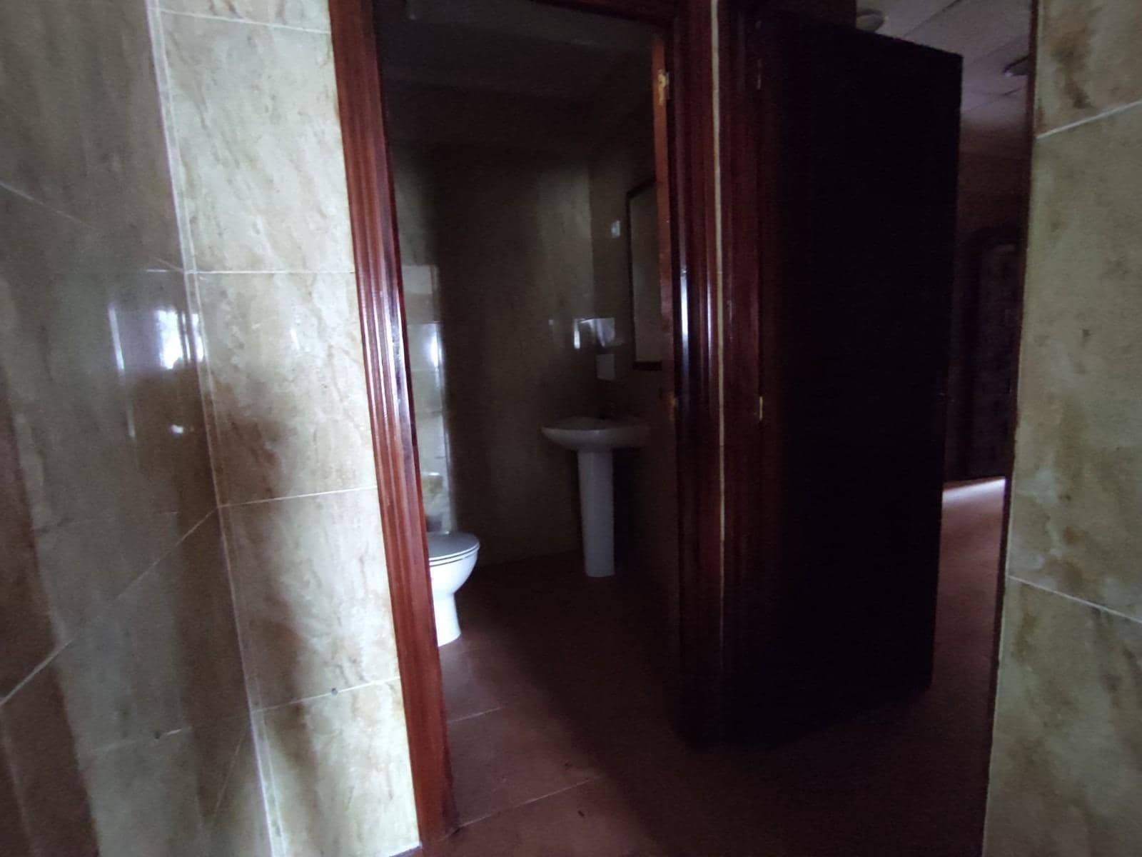 4 sypialnia Komercyjne na sprzedaż w Guardamar del Segura - 148 000 € (Ref: 7480674)