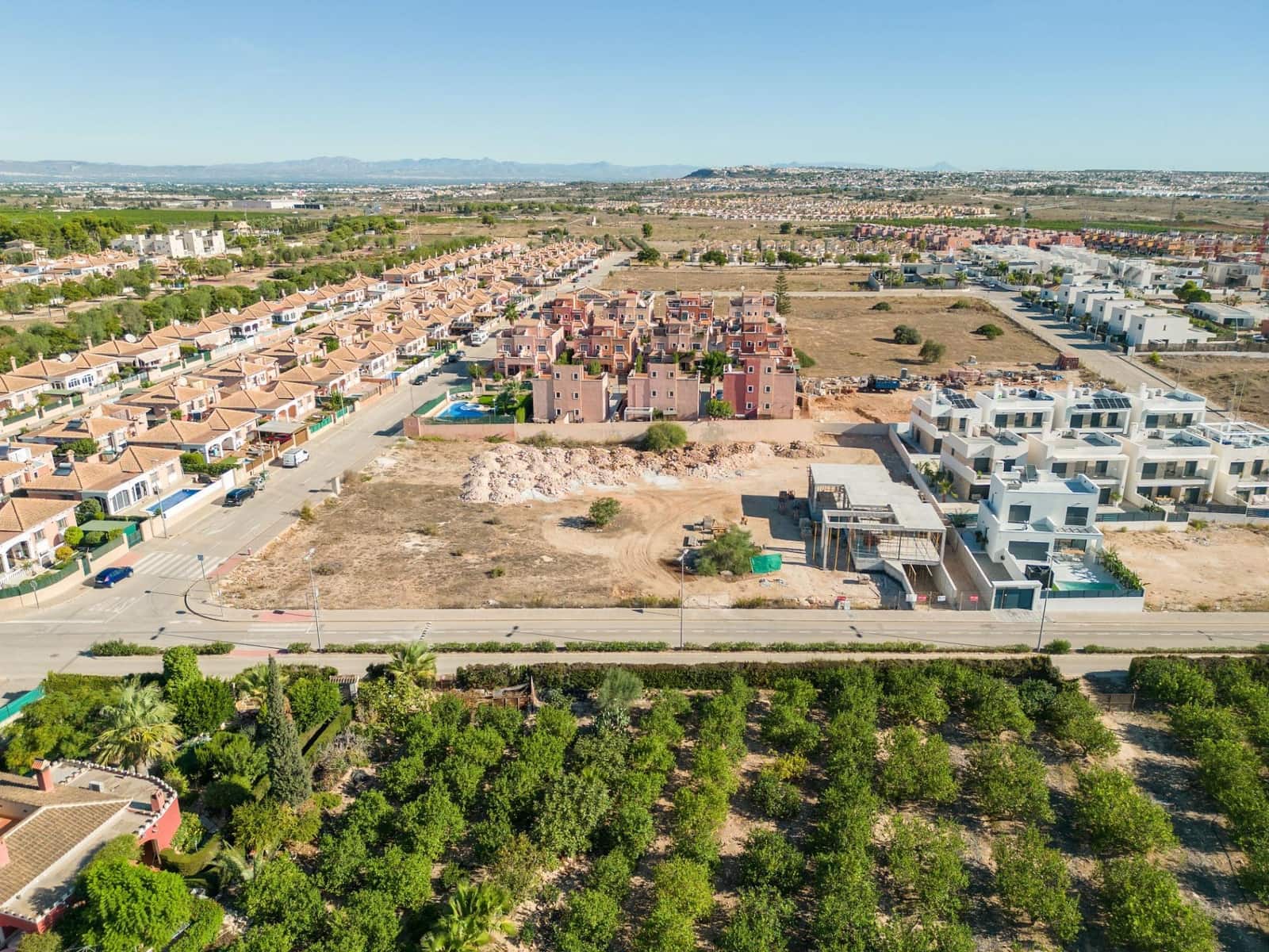 3 bedroom Villa for sale in Los Montesinos with pool - € 449,900 (Ref: 7590031)