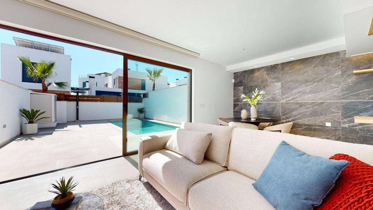 4 makuuhuone Rivitalo myytävänä paikassa Algorfa mukana uima-altaan 
autotalli - 510 000 € (Ref: 7590032)