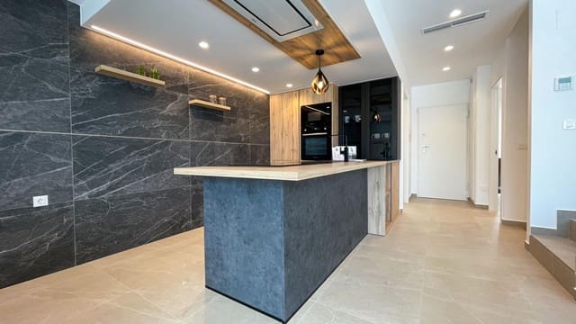 4 soveværelse Rækkehus til salg i Algorfa med swimmingpool garage - € 510.000 (Ref: 7590032)