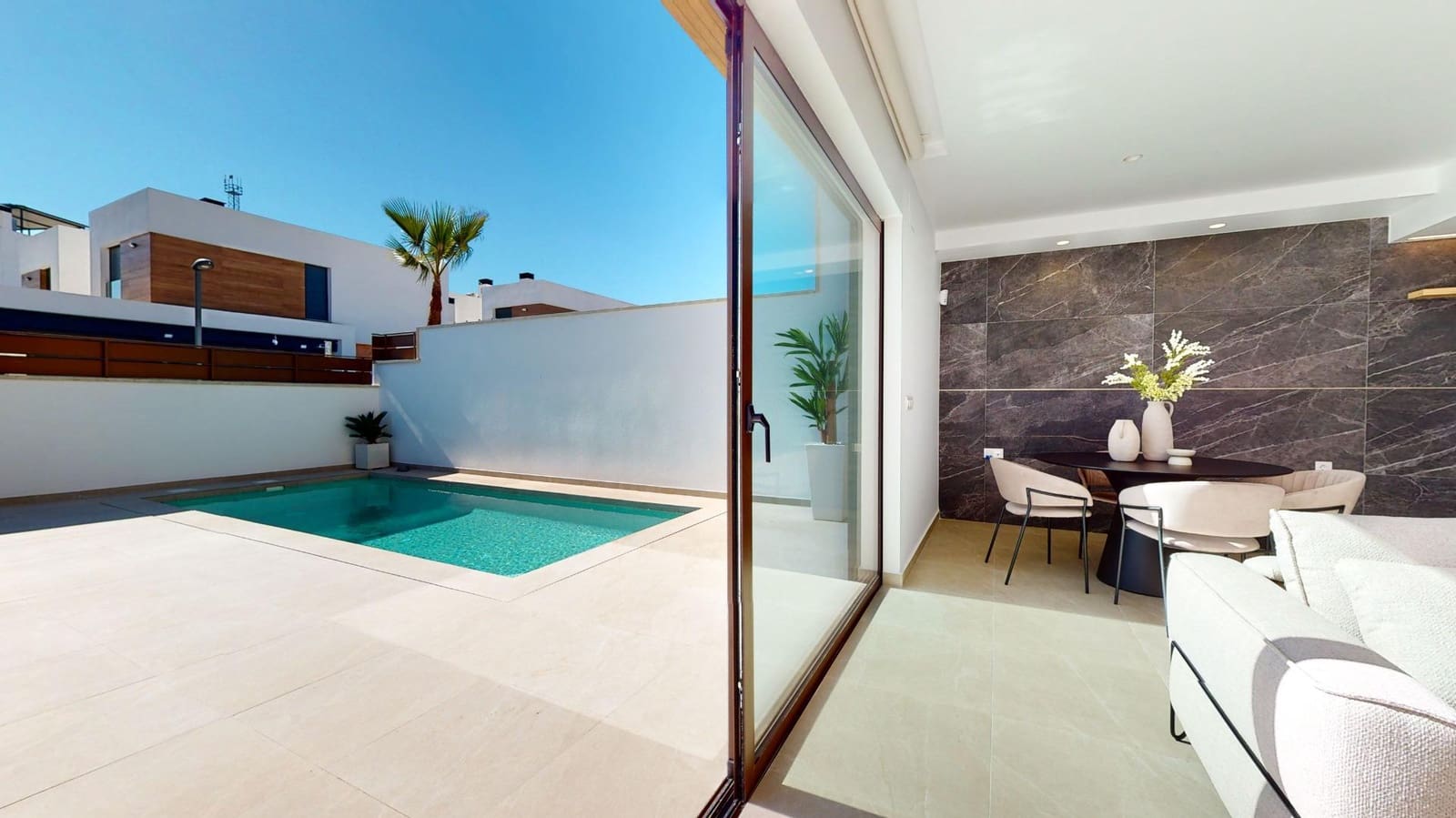 4 makuuhuone Rivitalo myytävänä paikassa Algorfa mukana uima-altaan 
autotalli - 510 000 € (Ref: 7590032)