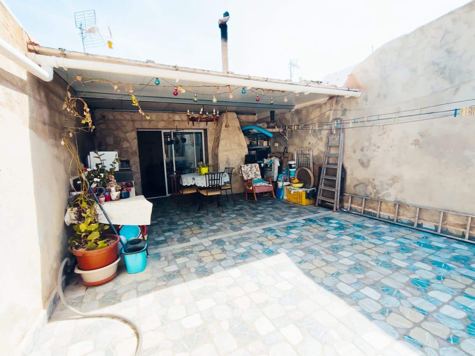 2 bedroom Villa for sale in Los Montesinos - € 140,000 (Ref: 7677130)