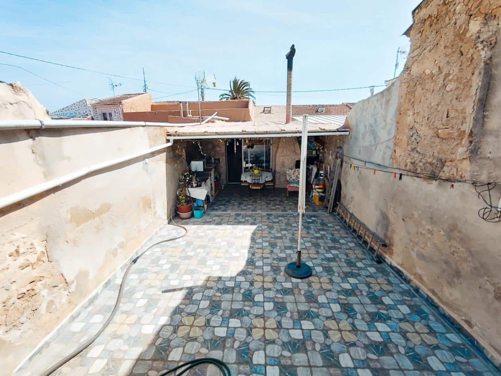 2 bedroom Villa for sale in Los Montesinos - € 140,000 (Ref: 7677130)