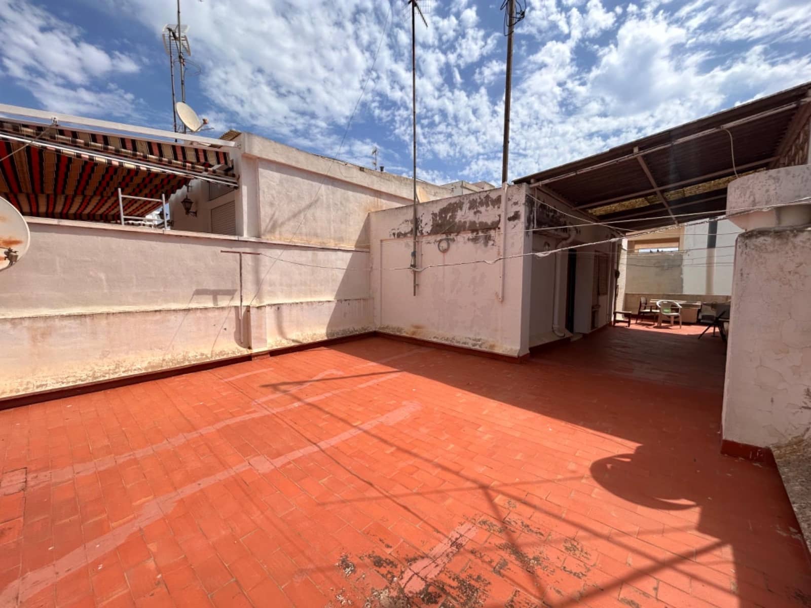 5 sovrum Semi-fristående Villa till salu i Guardamar del Segura - 400 000 € (Ref: 7703157)