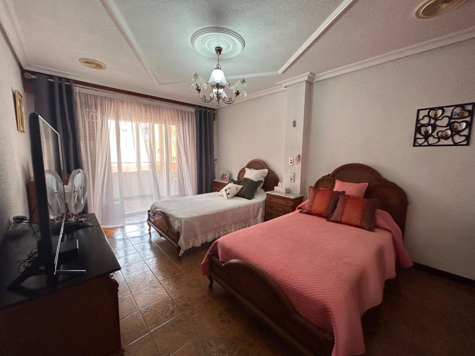 5 sovrum Semi-fristående Villa till salu i Guardamar del Segura - 400 000 € (Ref: 7703157)