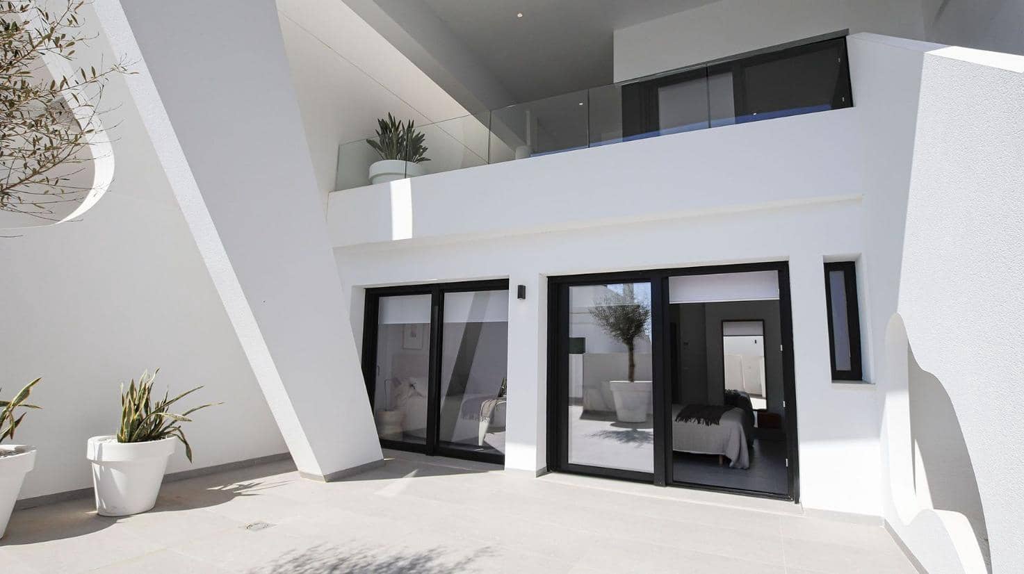 4 soverom Villa til salgs i Guardamar del Segura med svømmebasseng garasje - € 799 990 (Ref: 7770567)