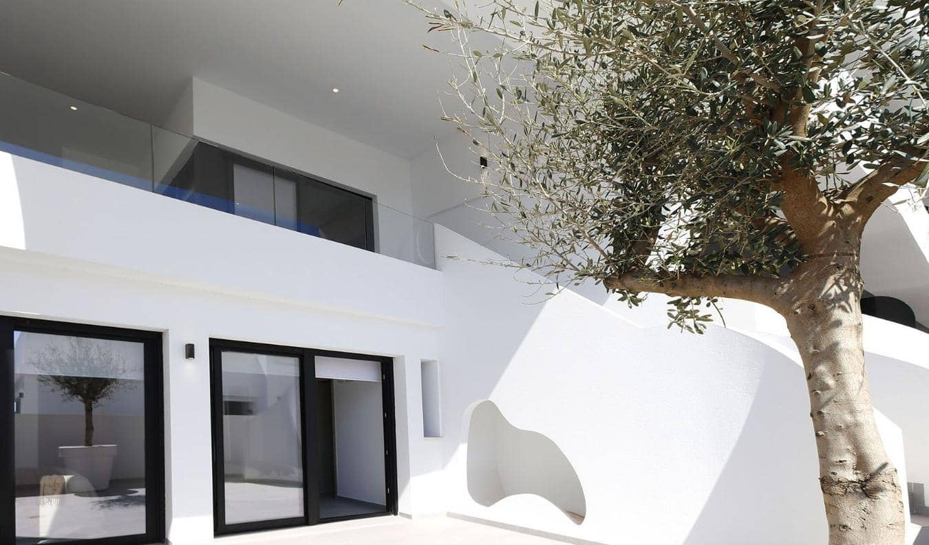 4 soverom Villa til salgs i Guardamar del Segura med svømmebasseng garasje - € 799 990 (Ref: 7770567)