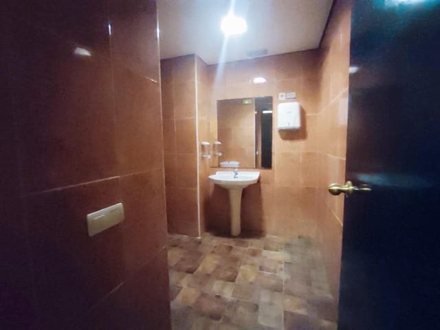 Erhverv til salg i Dolores med garage - € 125.000 (Ref: 7829257)