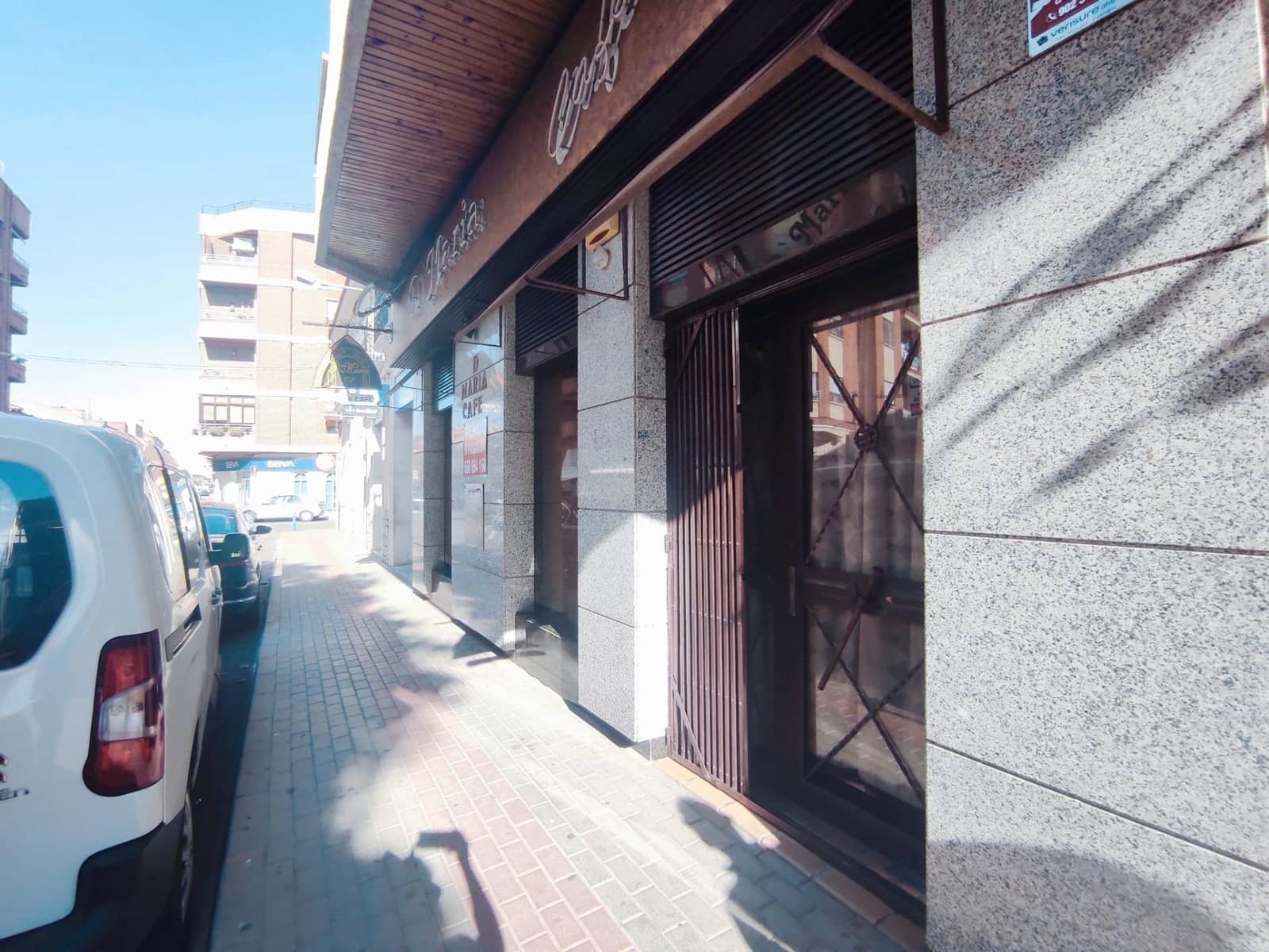 Kommersiell til salgs i Dolores med garasje - € 125 000 (Ref: 7829257)