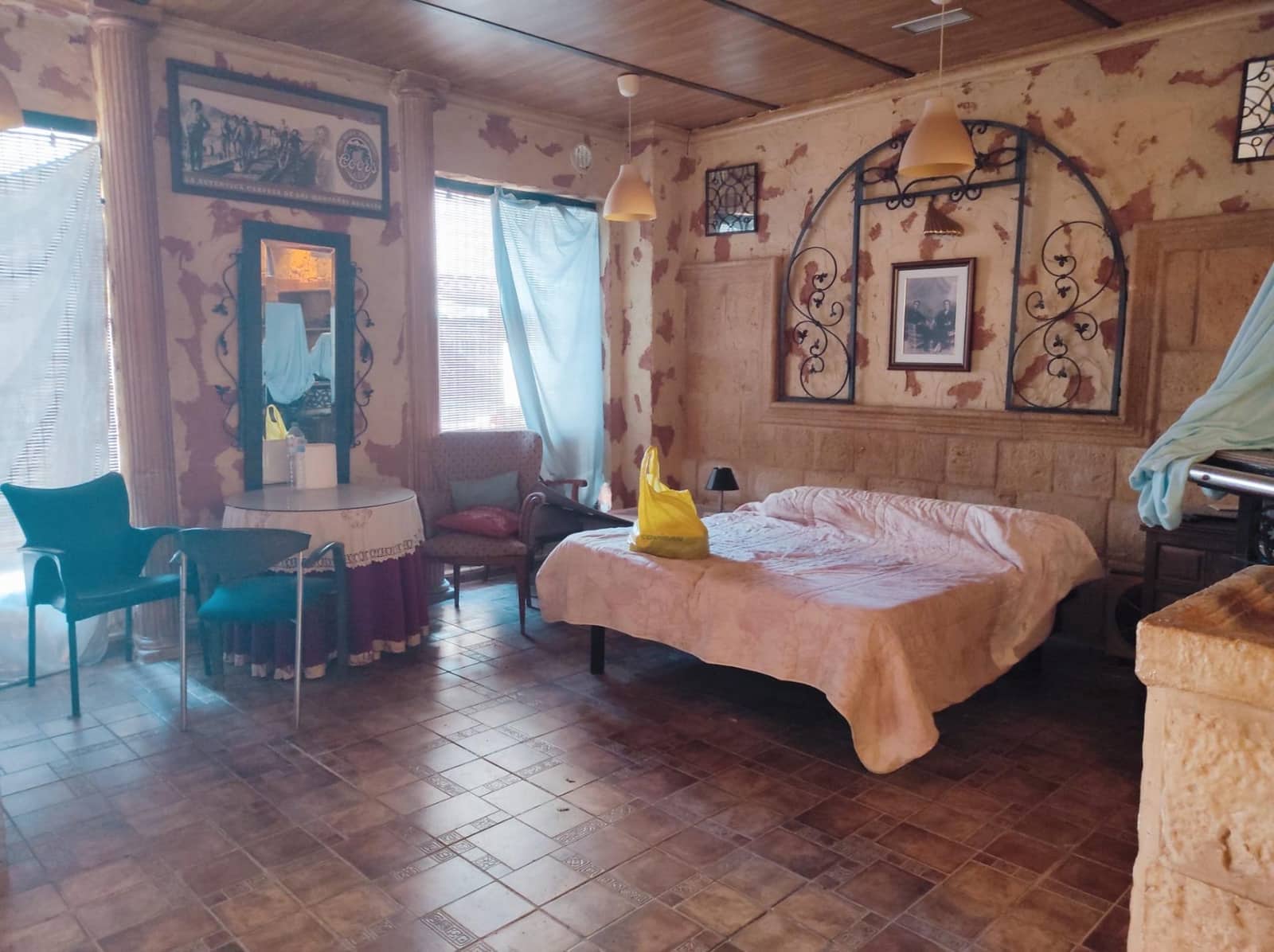 Kommersiell til salgs i Dolores med garasje - € 125 000 (Ref: 7829257)