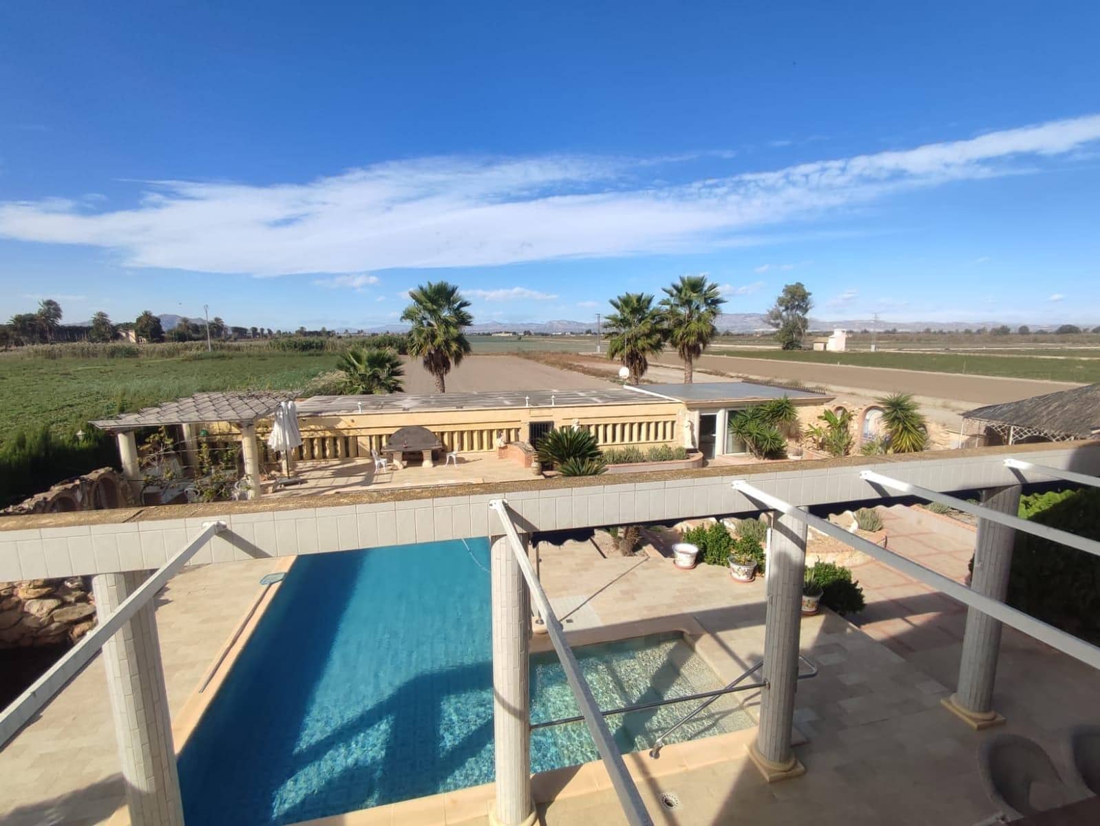 6 bedroom Villa for sale in San Fulgencio with pool garage - € 700,000 (Ref: 7886838)