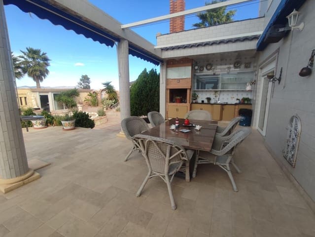 Chalet de 6 habitaciones en San Fulgencio en venta con piscina garaje - 700.000 € (Ref: 7886838)
