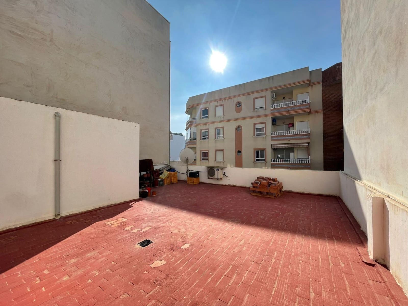 5 slaapkamer Appartement te koop in Guardamar del Segura met garage - € 465.000 (Ref: 7953427)
