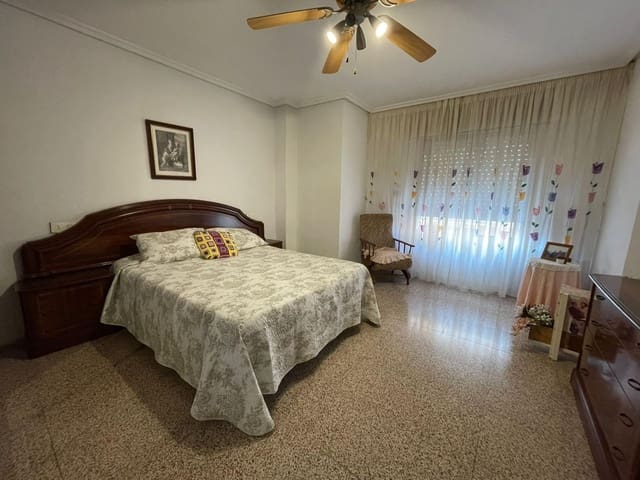 5 camera da letto Appartamento in vendita in Guardamar del Segura con garage - 465.000 € (Rif: 7953427)