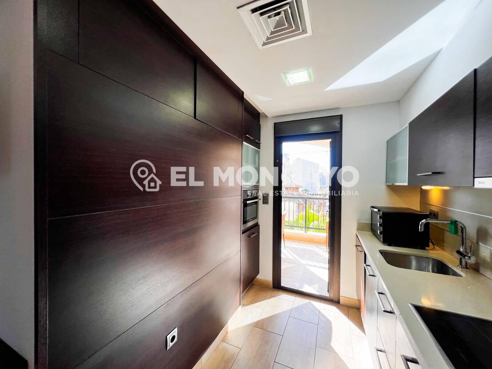 2 Zimmer Apartment zu verkaufen in Guardamar del Segura mit Pool Garage - 265.000 € (Ref: 7982560)